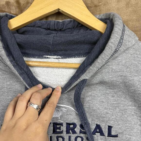 VTG Universal Studios Hollywood Hoodie Gray Navy Embroidered Logo Size XL Y2K - Picture 3 of 10